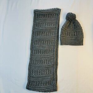 Beanie And Infinity Scarf Set Gray With Silver Tinsels